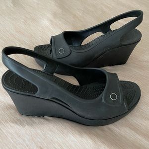 Crocs slip-on platform heels. Sz 9
